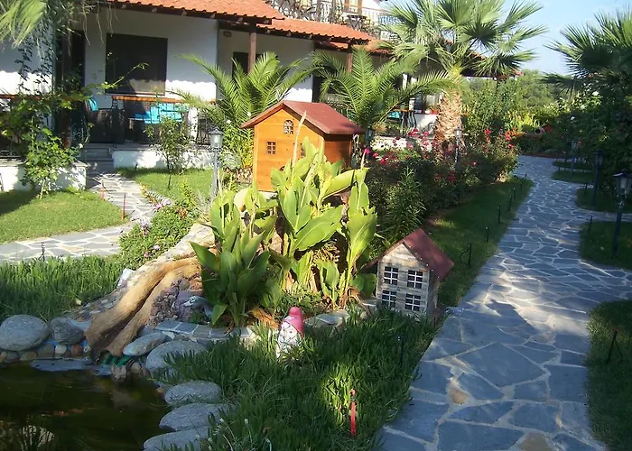 Апартаменты Sirines Принос